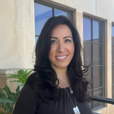 ff 6d8f32e918f7378dea11ac62989477bf ff arielle gilbert photo 2025 square 800 800