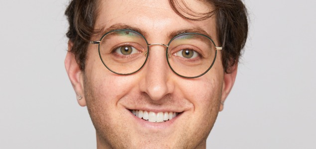 ff 227ce46a056579838d6dfb15a63563b9 ff Alma headshot copy