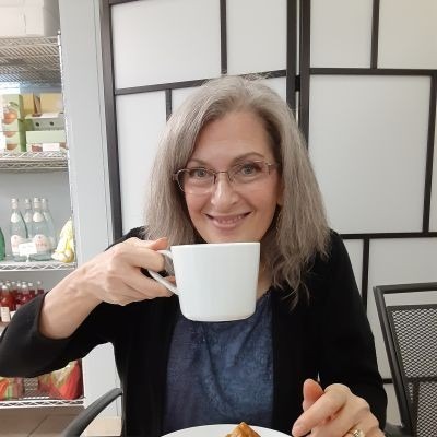 ff 0b212020d9162a4102769025f55836bd ff Donna with Coffee edited X 3