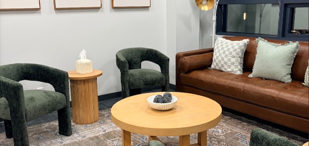 ff 55119c8c130d07787d6881273718af2d ff Group Room Small Pic